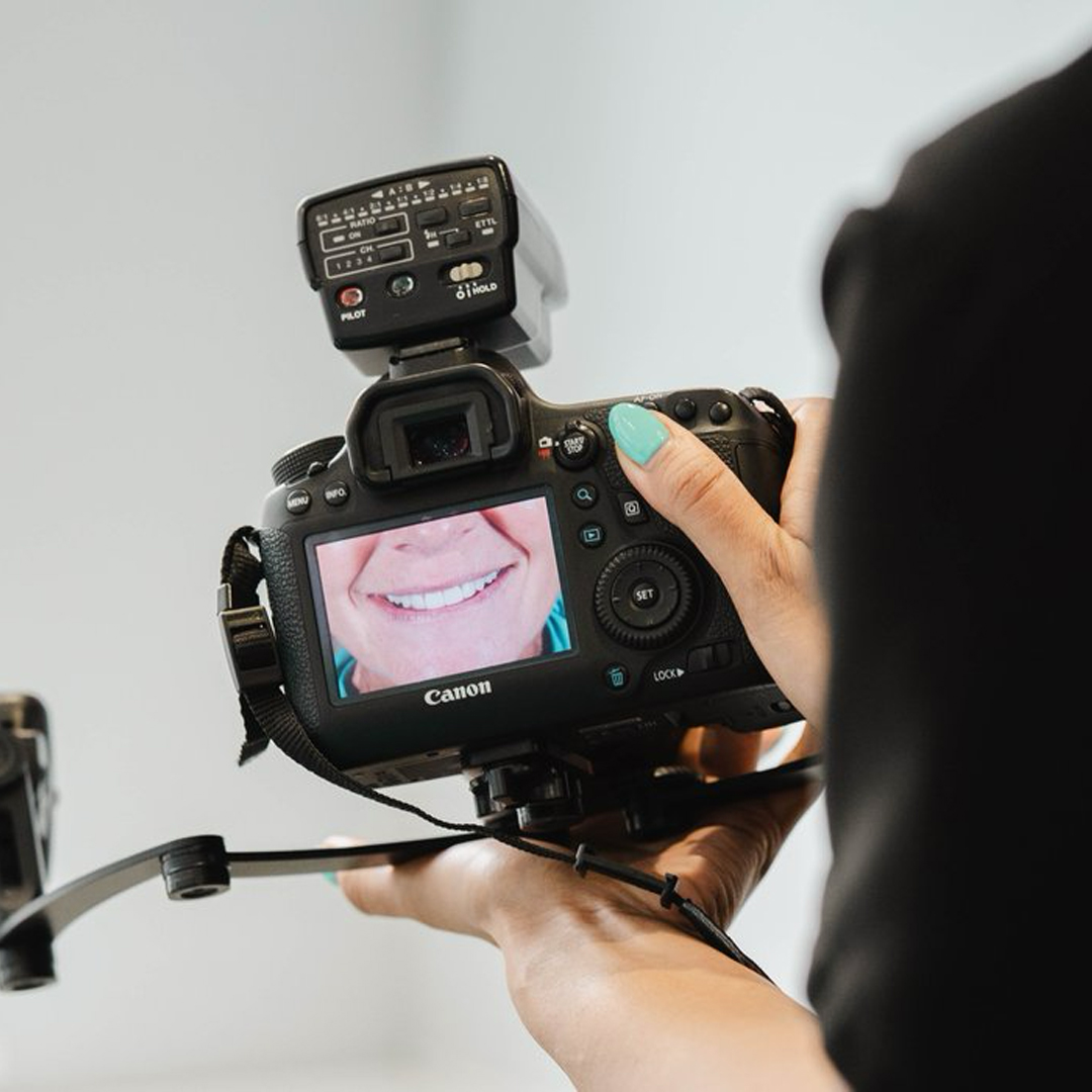 Dental-implants-or-tooth-implants (1)